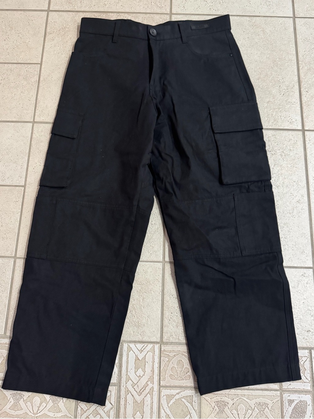 BT Black 30 - Men's Black Cargo Pants - Classic Utility Style